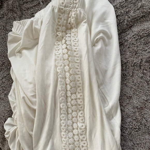 EE:Some Off the Shoulder Long Sleeve Blouse - Picture 3 of 5